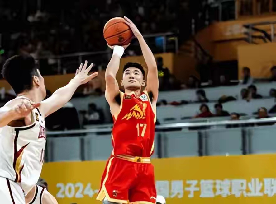 开云体育网页版-山东队内外线发威，强势晋级(辽宁山东是一家二比二平进前八)