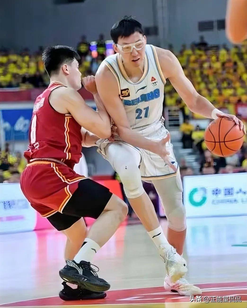 开云体育入口-周琦31分曾凡博28+10首钢大胜福建广东胜广州