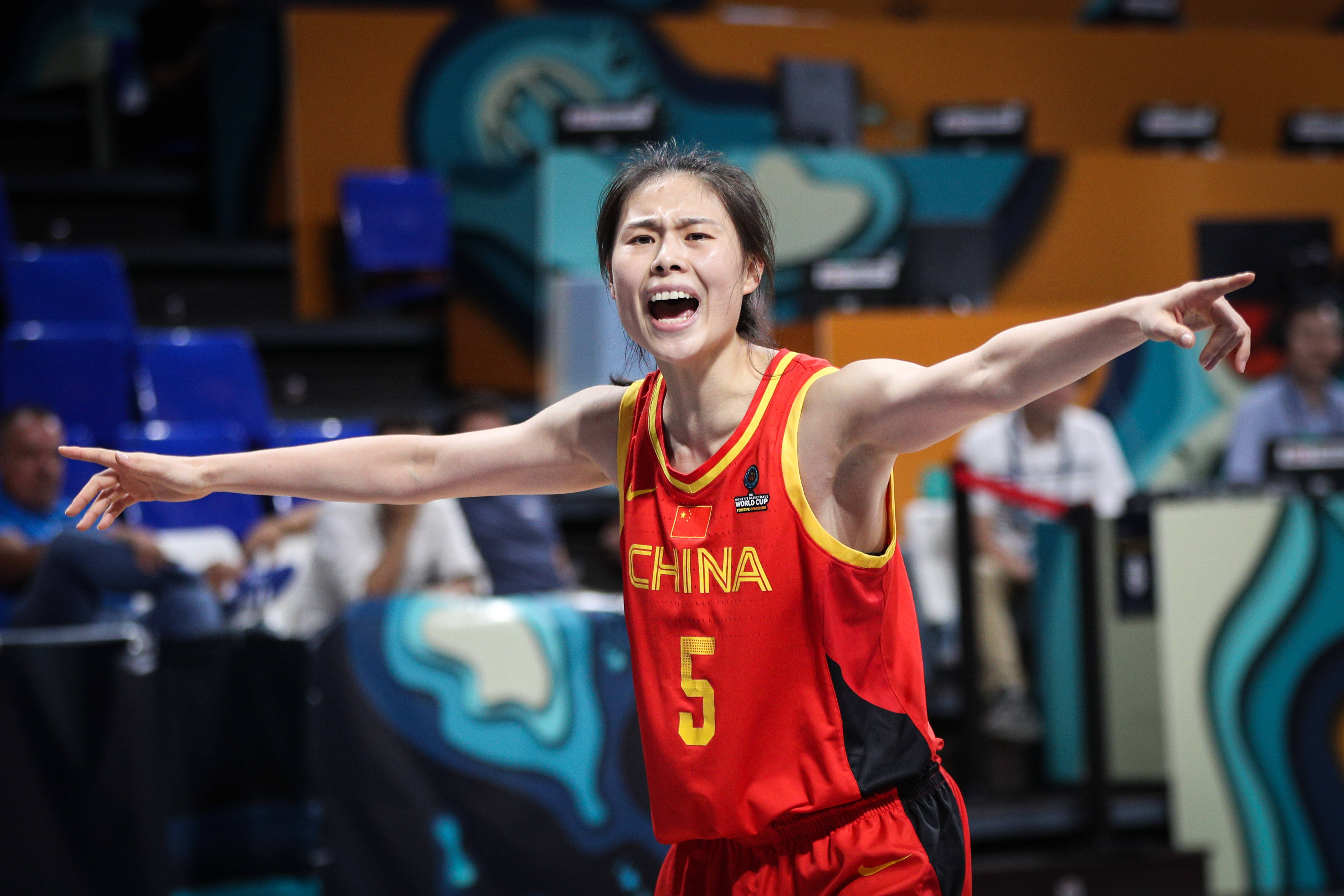 开云体育登录入口-亚洲杯-张子宇11分钟13分女篮狂胜印尼51分